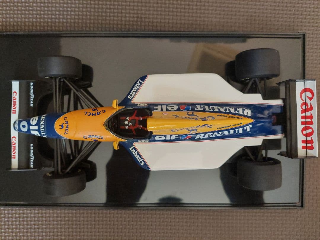 PMA 1/18 ＃０ ウィリアムズ ルノー FW15 D.ヒル キャメルロゴ
