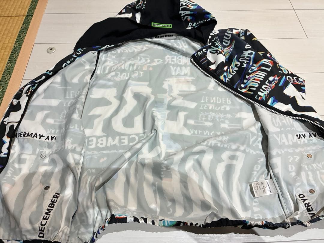 ディッセンバーメイ　DECEMBERMAY