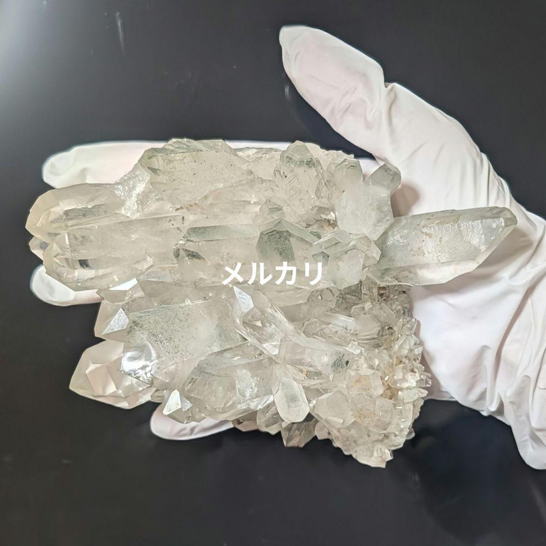 ￥25,000→21,250 　15% OFF　草入り水晶クラスター（ブラジル）