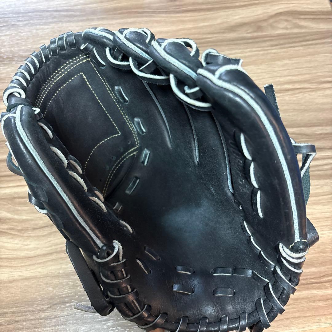 Under Armour 軟式グローブ 131800 黒