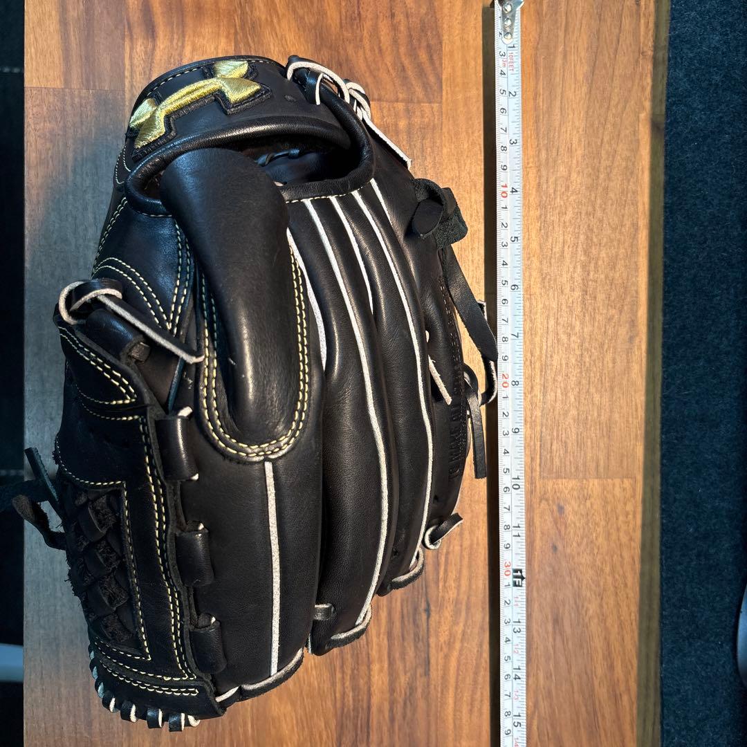 Under Armour 軟式グローブ 131800 黒