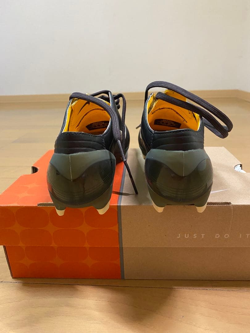 【新品、未使用】NIKE MERCURIAL VAPOR F.G. サッカー