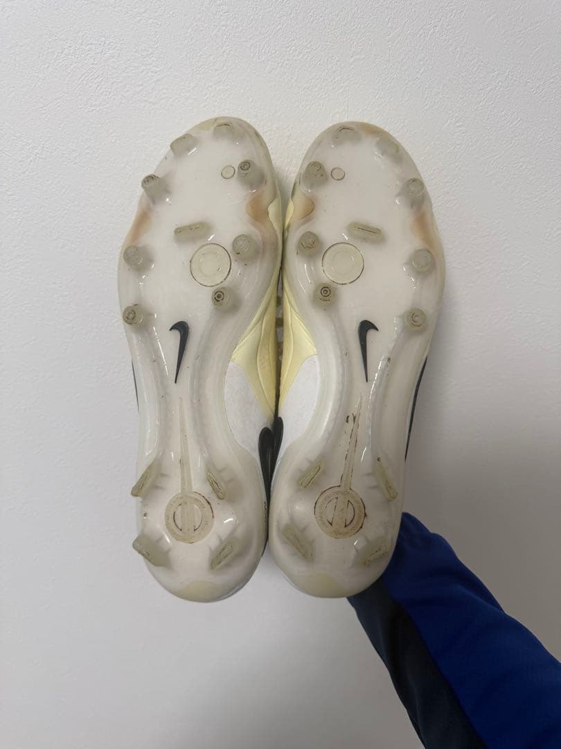 NIKE ティエンポ FG/AG 28.5cm スパイク袋付き