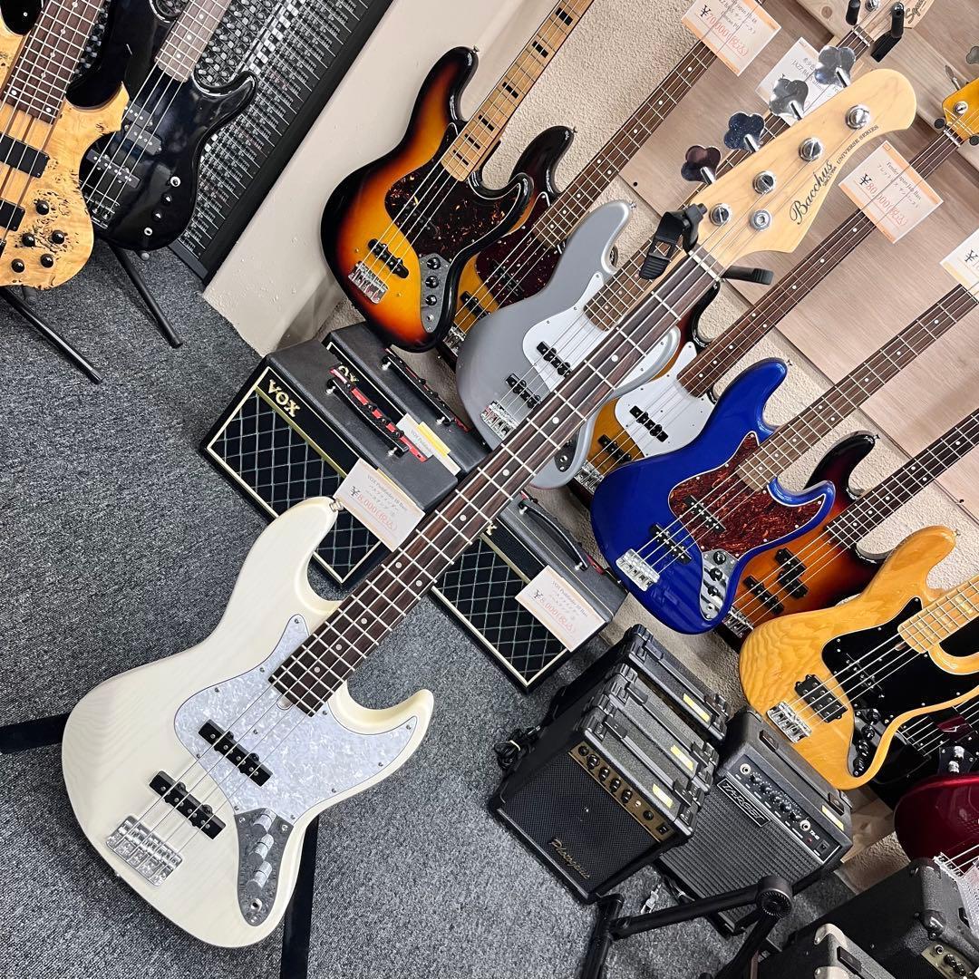 【10194】 Bacchus ジャズベースタイプ ASH アッシュ ホワイト