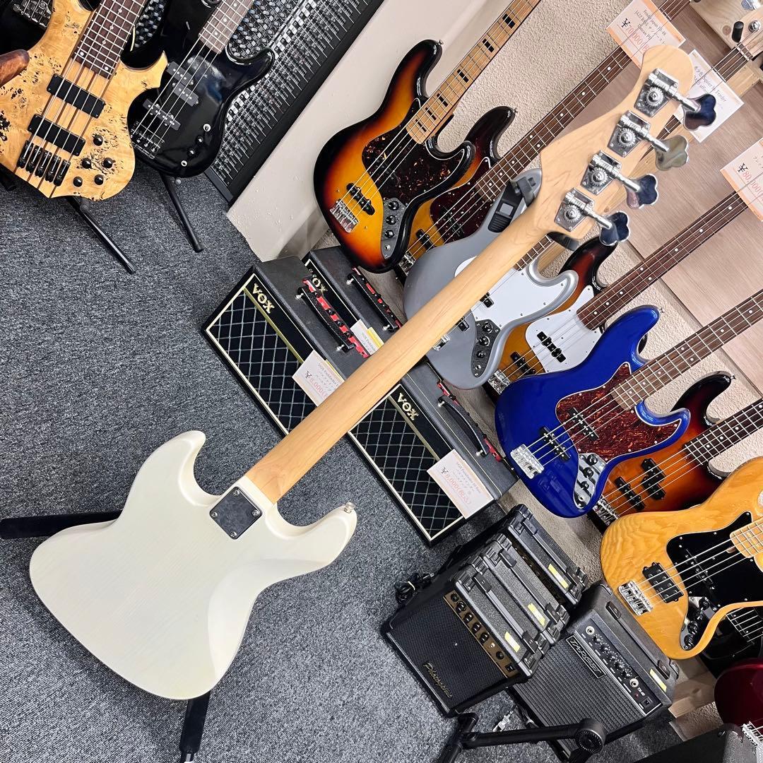 【10194】 Bacchus ジャズベースタイプ ASH アッシュ ホワイト