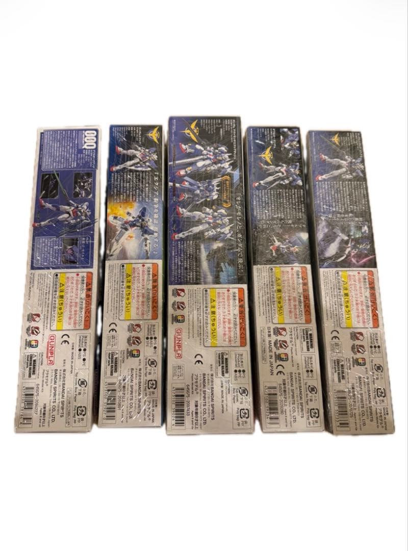 HG ガンプラ5機セットエクシアダブルオー　アヴァランチ　オークアンタリペアⅡ