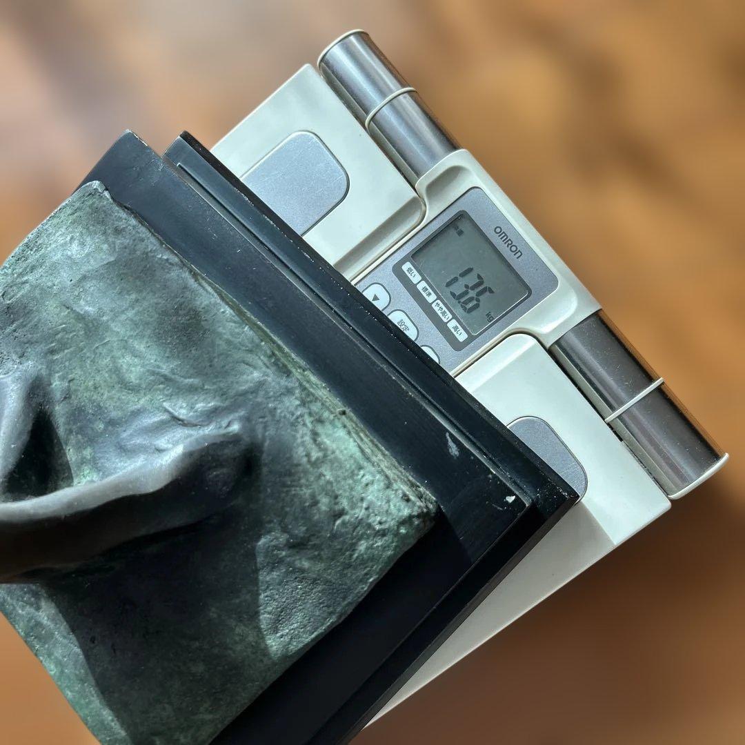 ブロンズ製女性像 バイオリンを持つ女　銅像　 彫刻　高さ1.17m