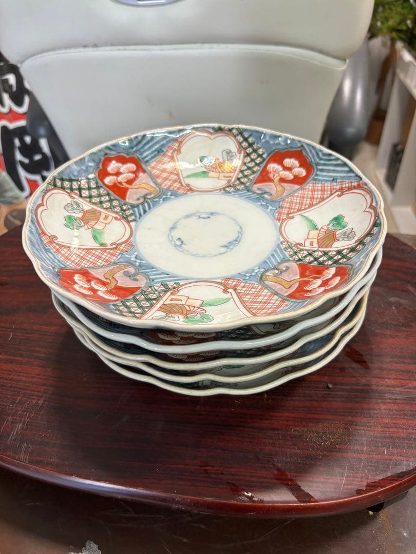 超貴重 江戸後期の頃の物 色鮮やかな花模様の陶器皿5枚セット 超激安