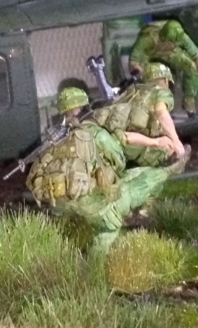 UH-1 ヘリコプター 1/35スケール 模型 ベトナム戦争