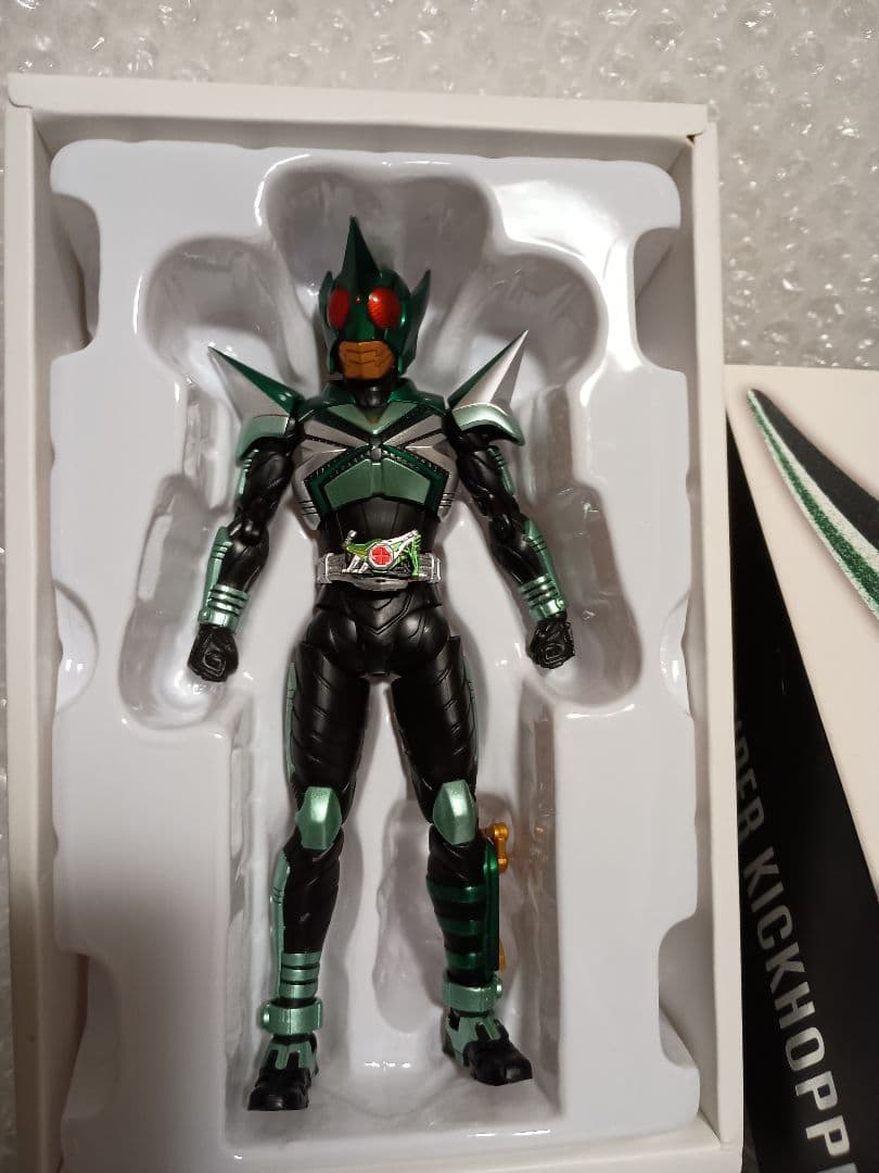 真骨彫製法　仮面ライダーキックホッパー　フィギュアーツ