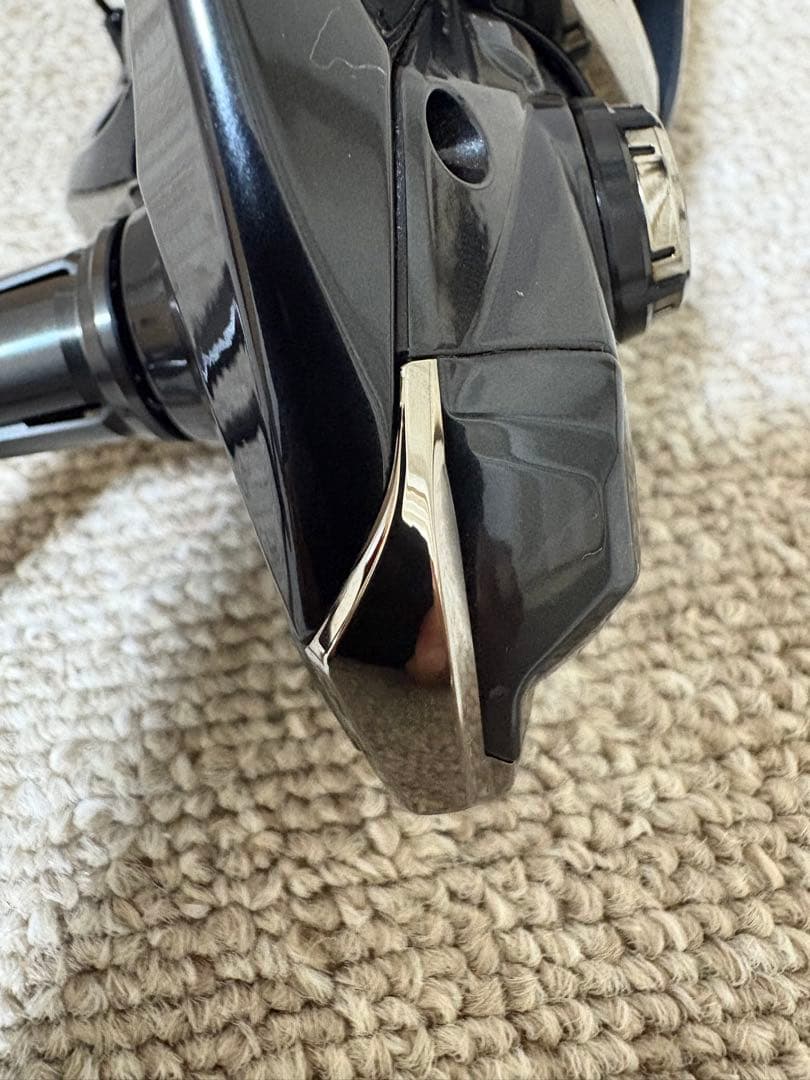 【極美品】シマノ 19 ヴァンキッシュ 4000XG（実釣1回のみ）