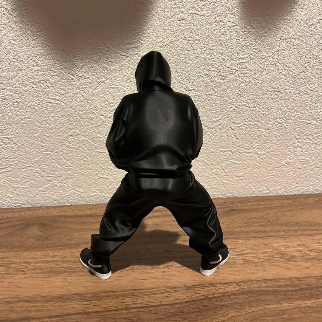 スパイダーマン フィギュア 黒スウェット　NIKE