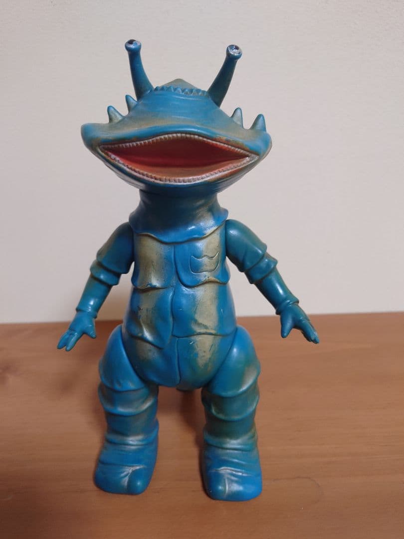 【当時もの】マルサン　ソフビ　カネゴン　ウルトラQ 記銘有り