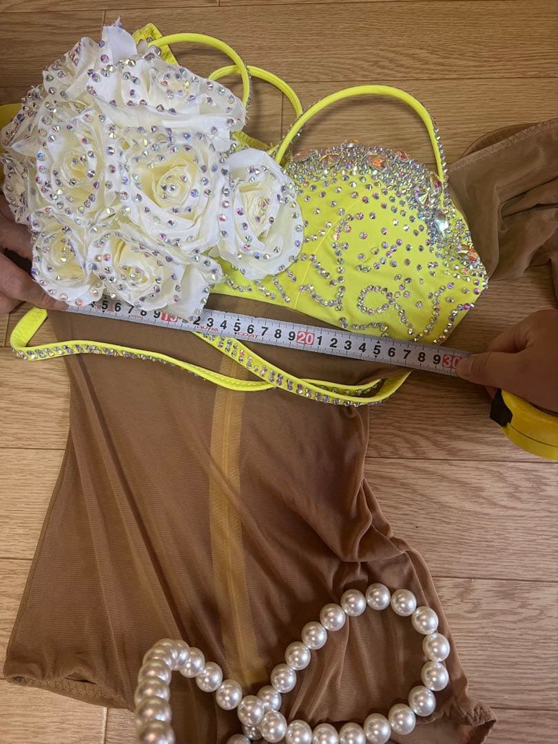 未使用に近い黄色ラテンドレス　サイズS~M ストレッチあり