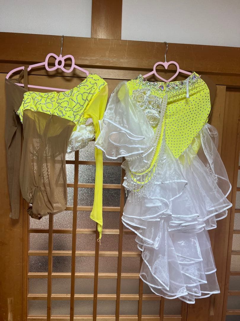 未使用に近い黄色ラテンドレス　サイズS~M ストレッチあり