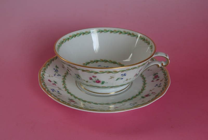 ベルナルド アルトワ　グリーン モーニング　カップ＆ソーサー　リモージュ2466