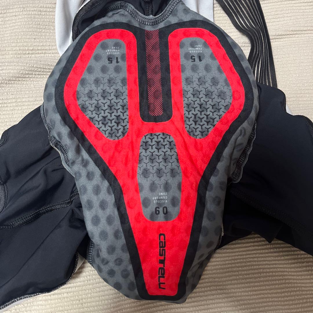 カステリ　ビブショーツ　ロッソコルサ　着用10回未満　美品