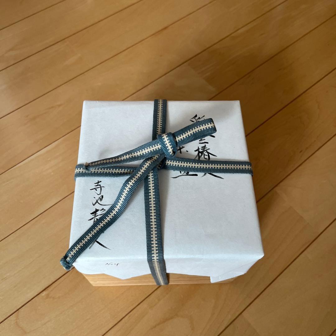 京焼　京都清水焼　日展作家　寺池静人 　彩金椿文　茶碗