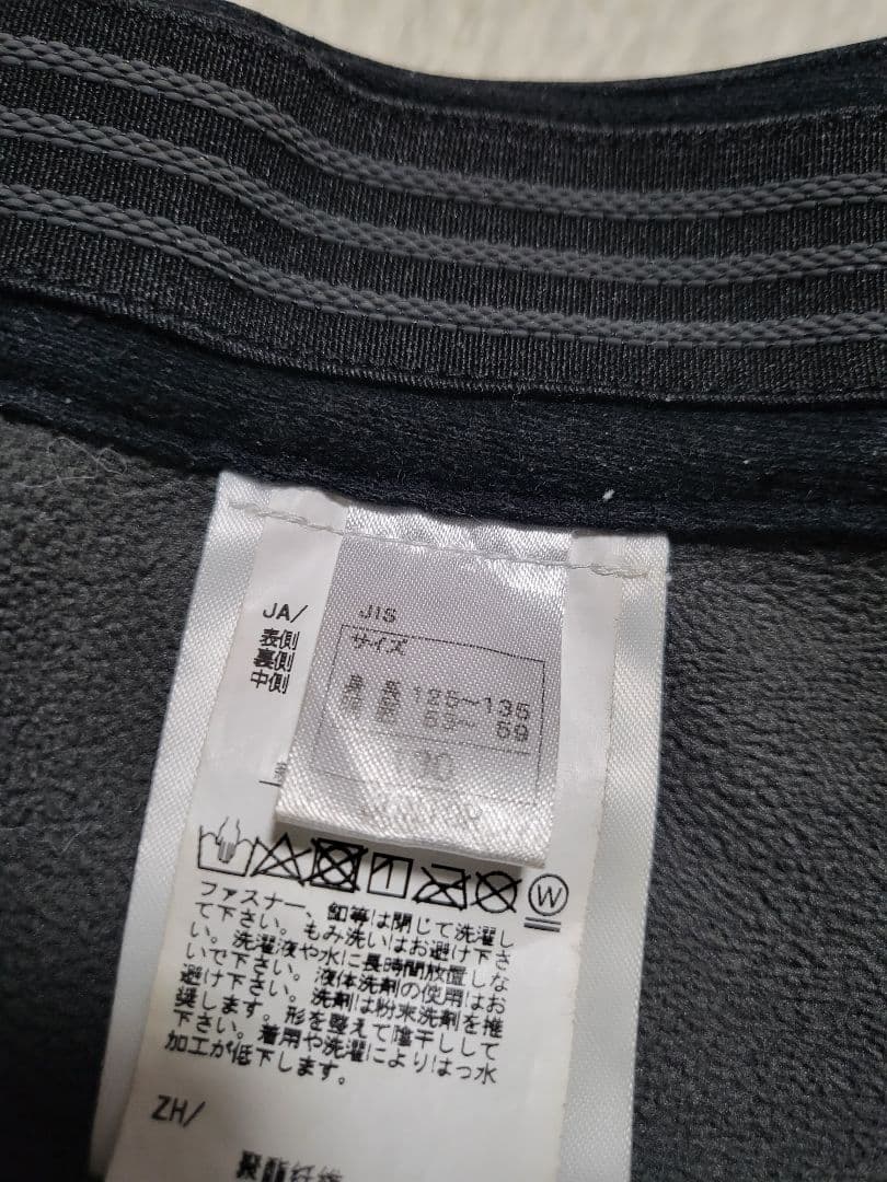 オンヨネ　スキー　ハーフパンツ