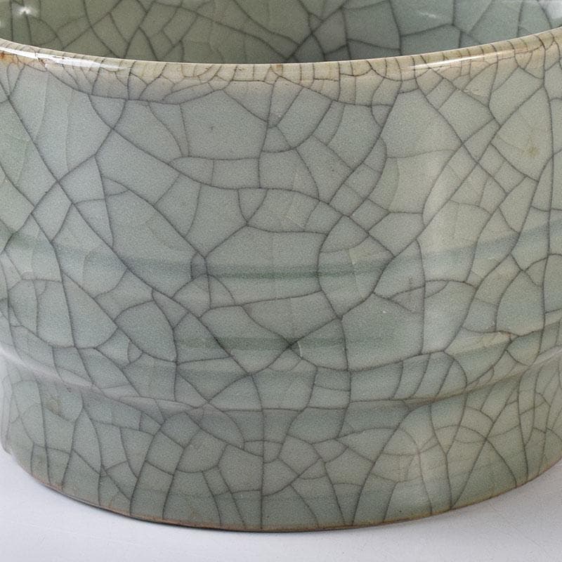 中国　南宋　官窯　青磁　金絲鉄線　氷裂文　建水　時代箱　C　R7755