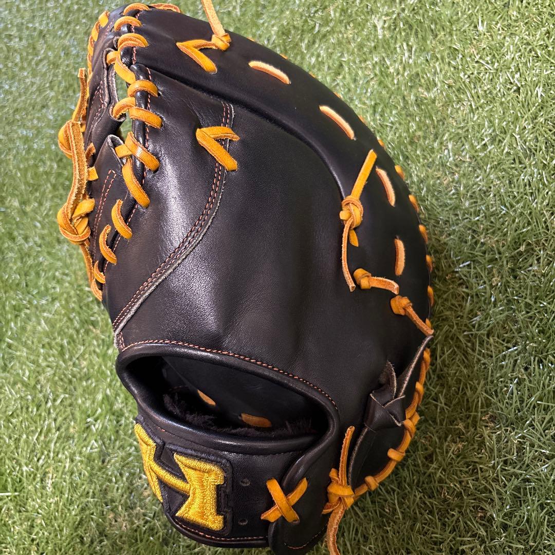 野球　ハイゴールド左用サンスポー軟式ファーストミット