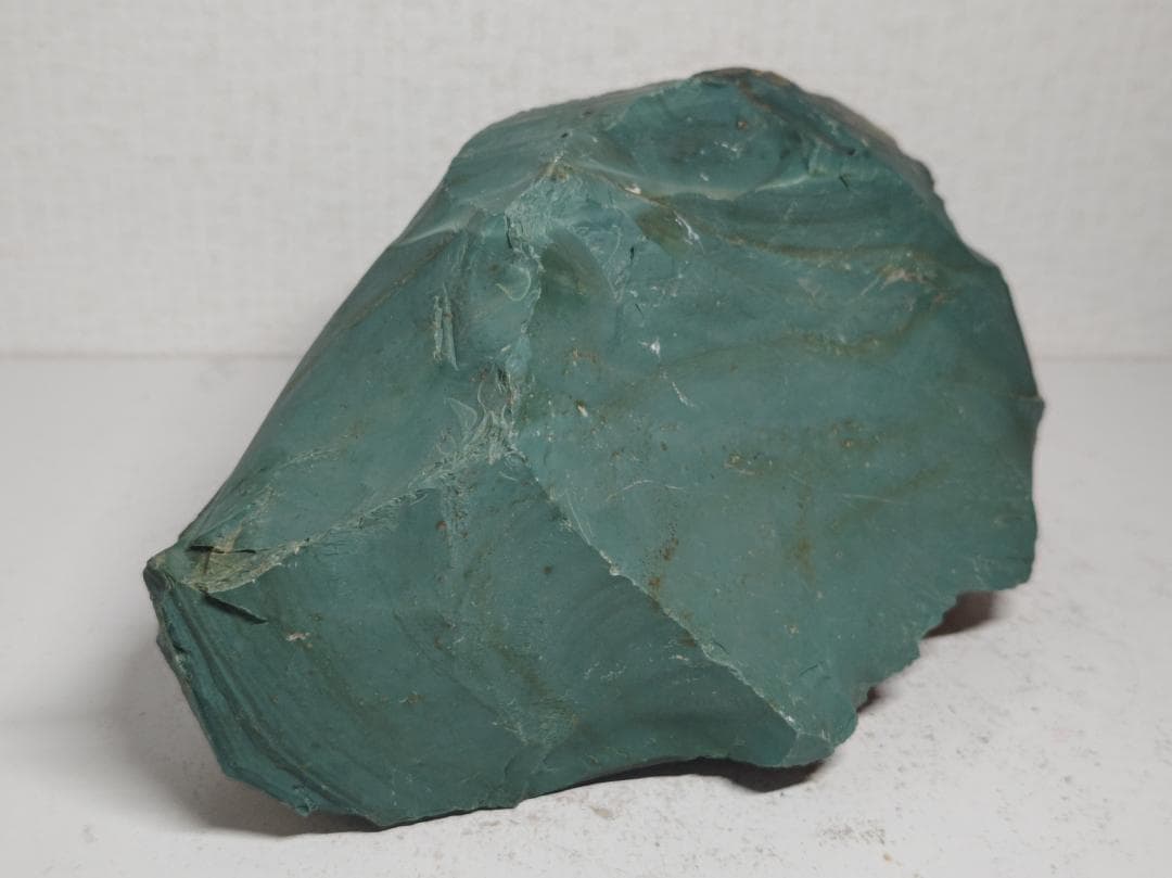 出雲石 4.3kg 碧玉 青瑪瑙 原石 鑑賞石 自然石 誕生石 鉱物 鉱石 水石