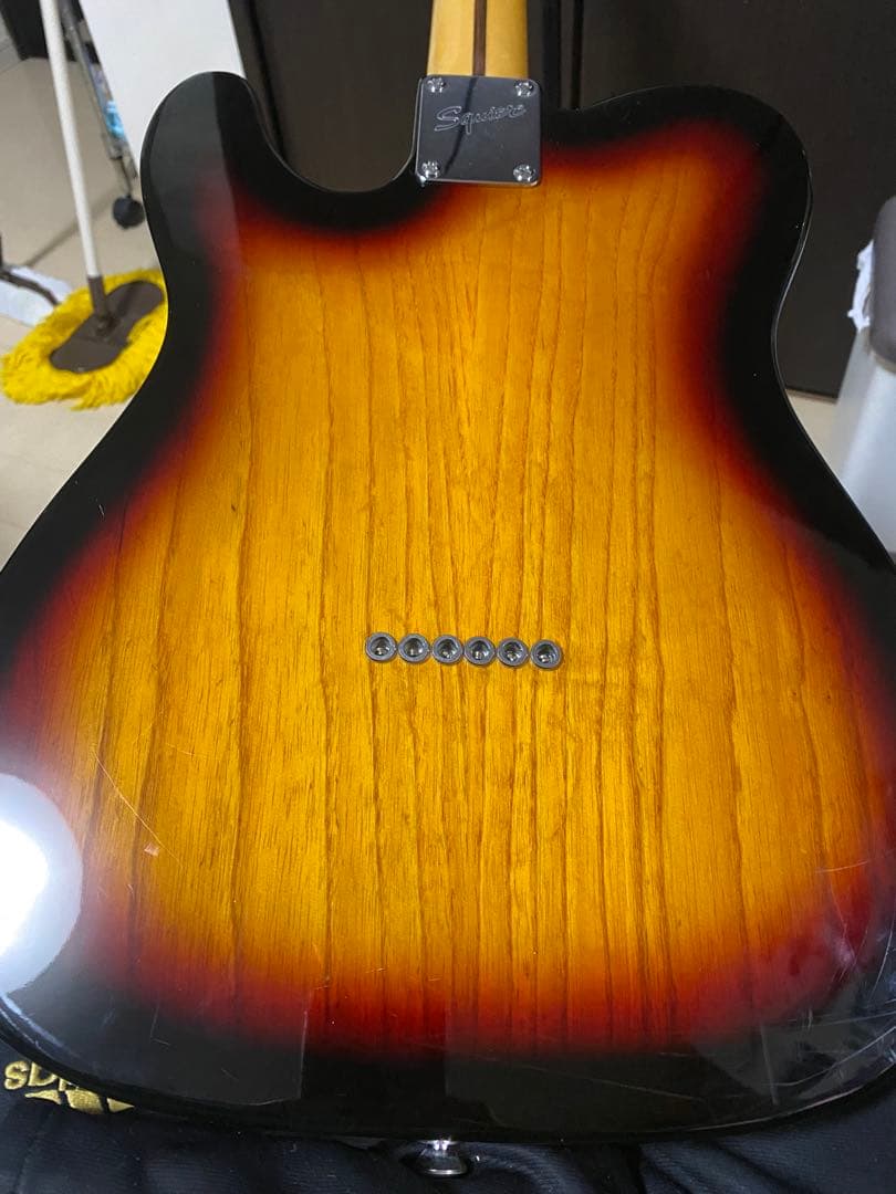 Squier Telecaster Thinline サンバースト