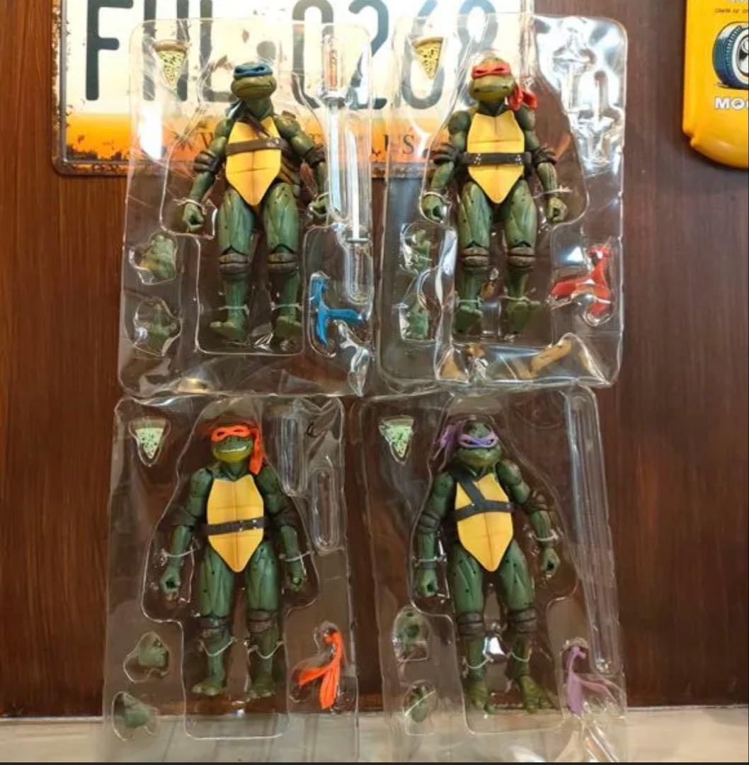 【新品】TMNT 4体セット フィギュア NECA ニンジャ・タートルズ