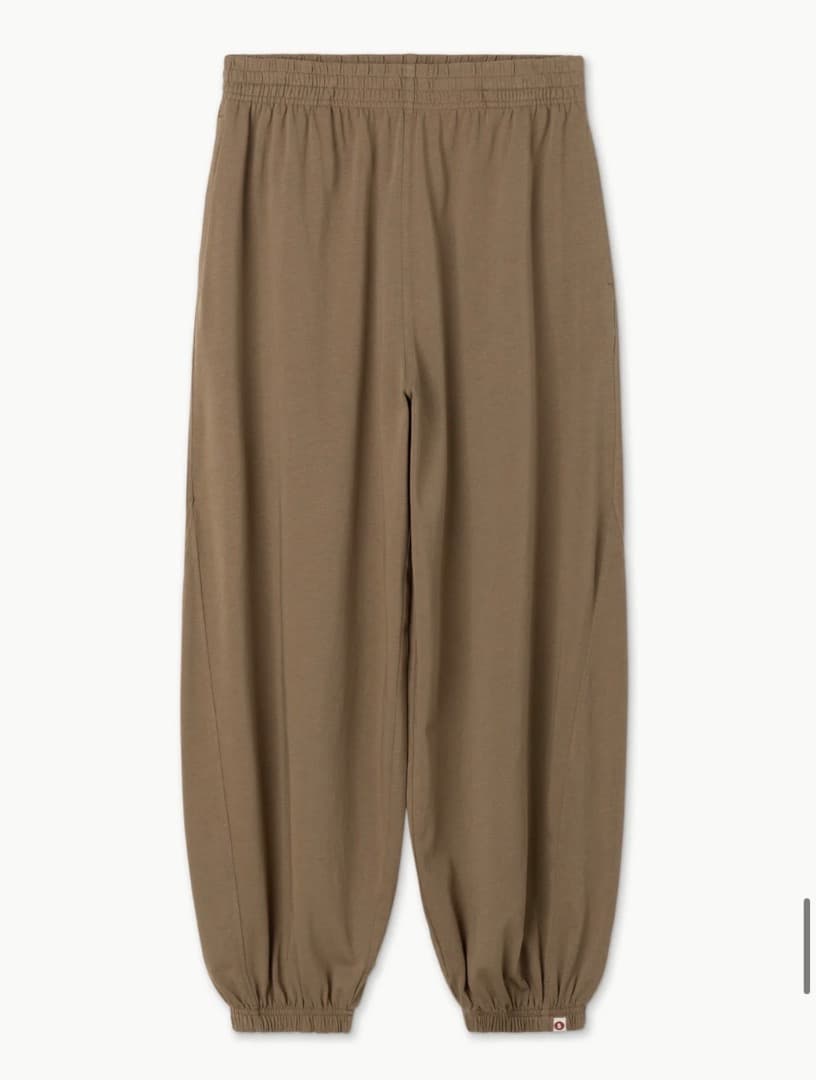 budhi mudra ジョガーパンツ　Coca mobha