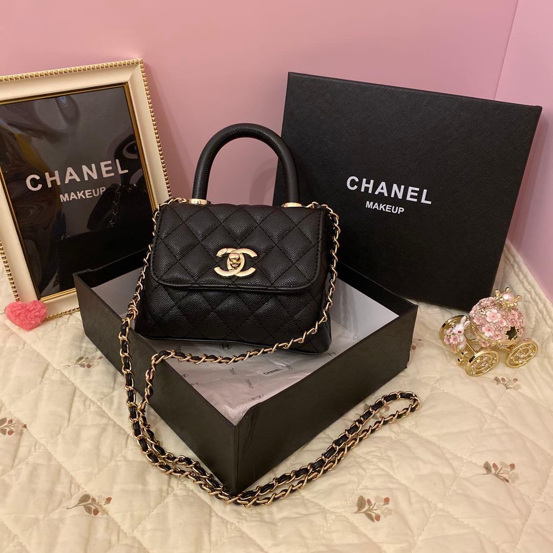 y*y様 CHANEL ノベルティ キルティング　チェーンバッグ