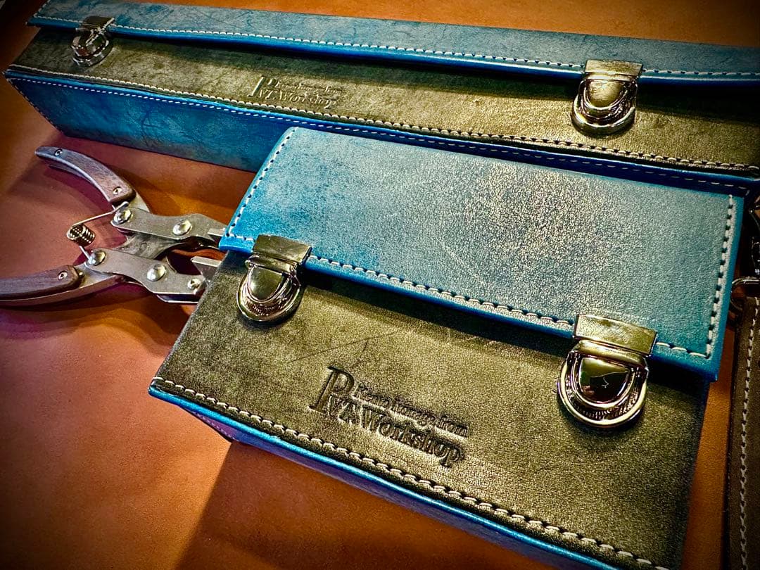 GW特別価格！Pvt.Workshop 極 本革　デッキケース　プレマケース