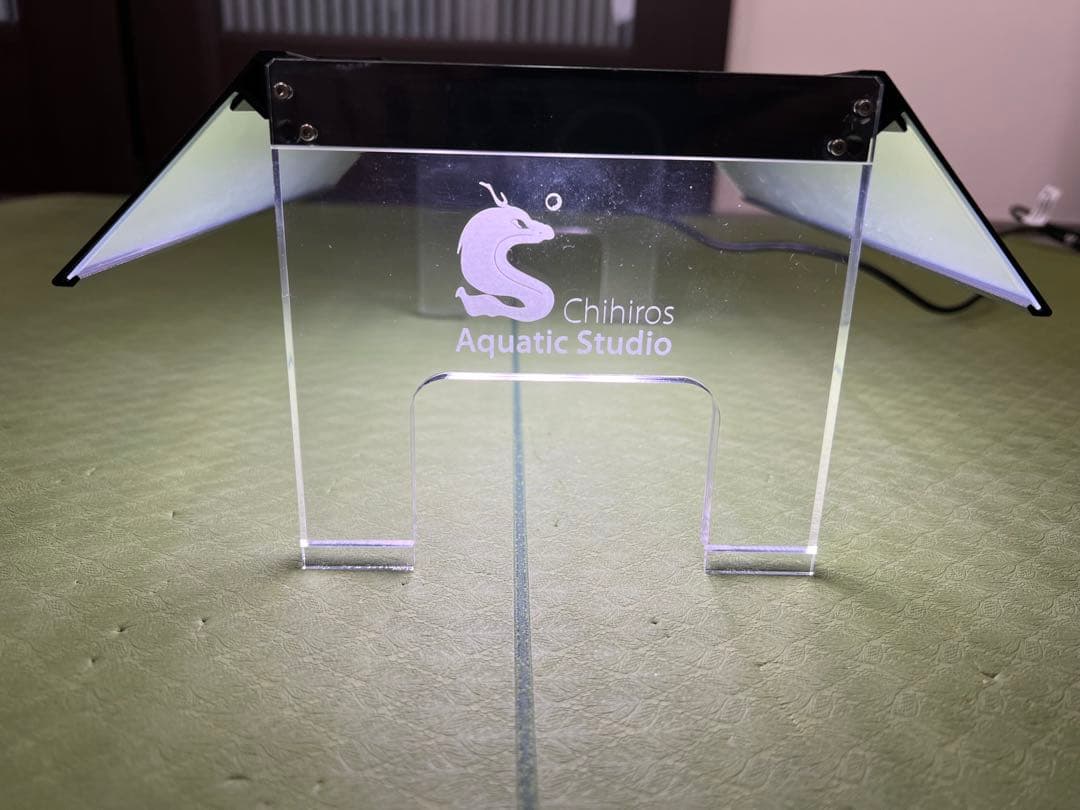 10周年モデル Chihiros WRGB2 30 シェード・アクリルスタンド付