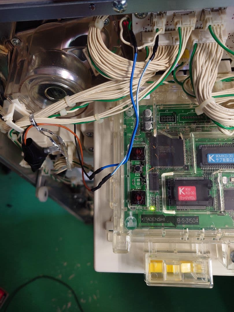 基本直接引取　パチスロ　北電子　イケイケマハロ　不要機