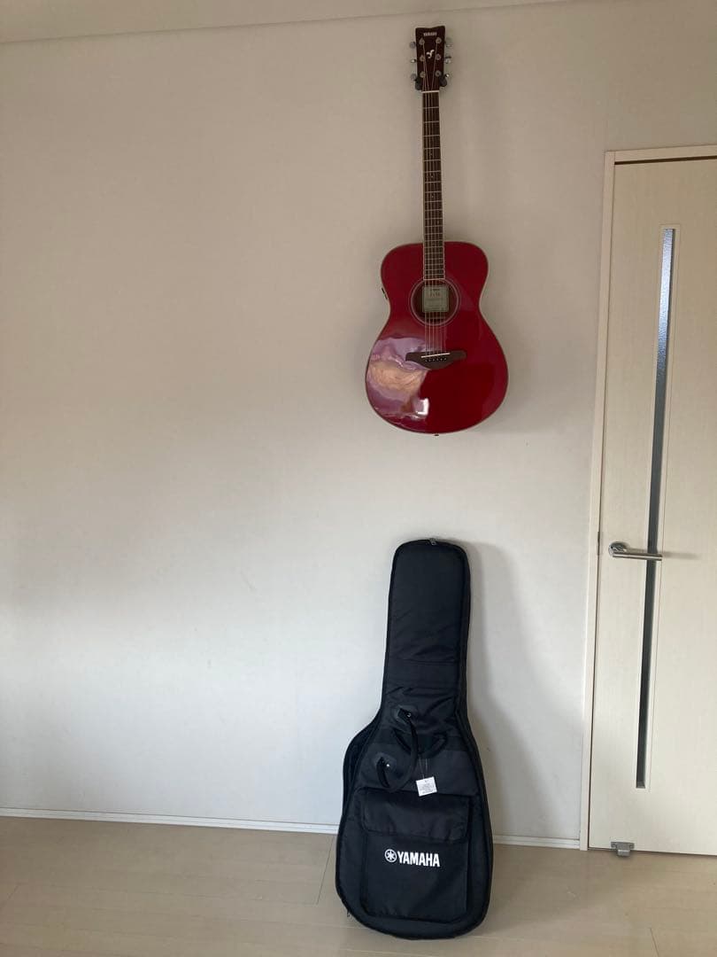 FS−TA ￼ヤマハ　トランスアコースティックギター　エレアコ