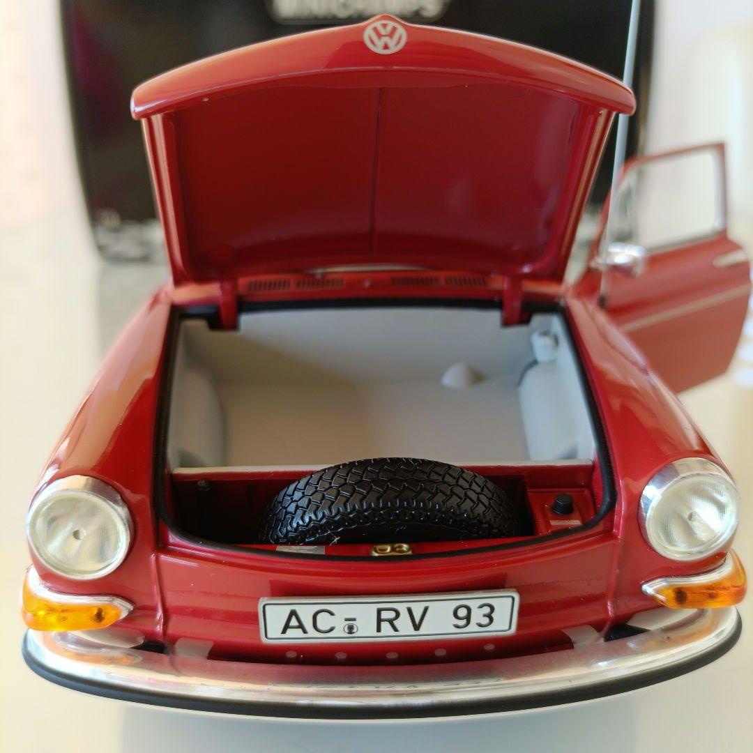 ミニチャンプス製 VW 1600 L 1970