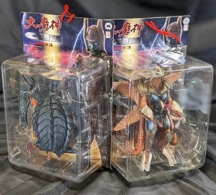 ガメラ３飛行形態＆イリス（ロケットプロ）ソフビフィギュア未開封２体セット