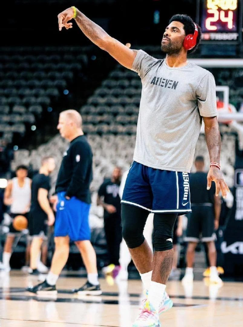 シューズ(男性用) ANTA Shock Wave 5 ProUS11