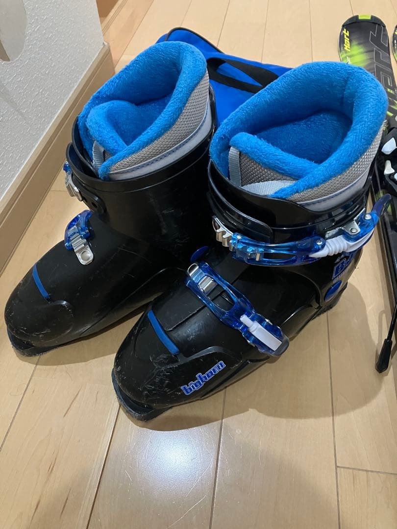 子供・ジュニア　スキー板（120センチ）、ブーツ（23〜24センチ）セット