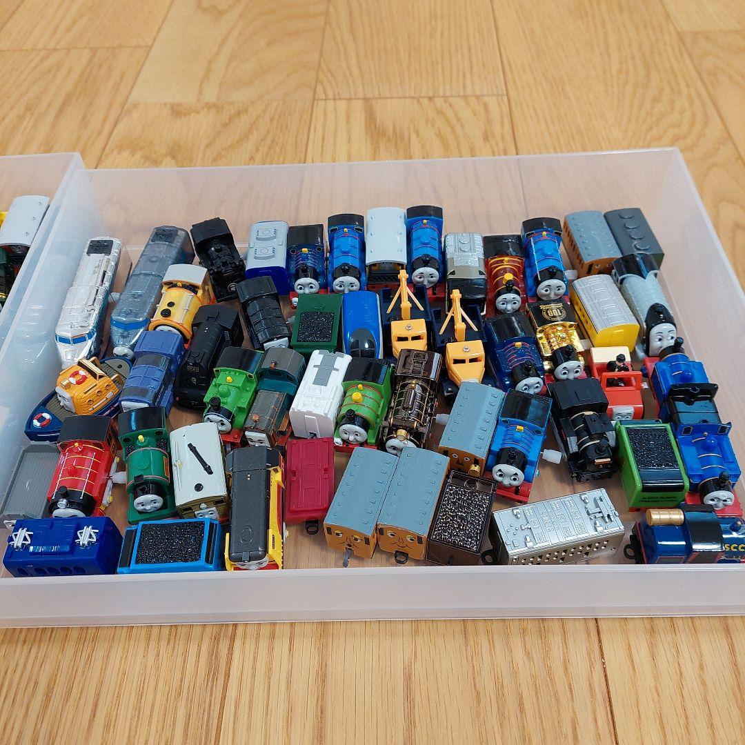 カプセルプラレール　トーマス　他