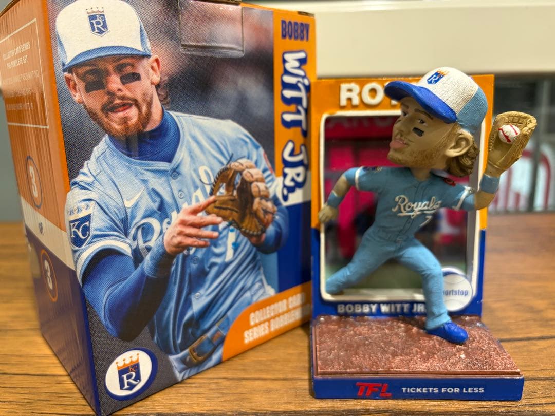 MLB ボブルヘッド ボビー・ウィットJr. ロイヤルズ　球場配布