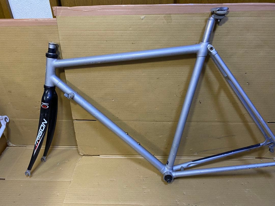 ブリヂストン　ロードバイクフレーム　トライゴン　カーボンフォーク