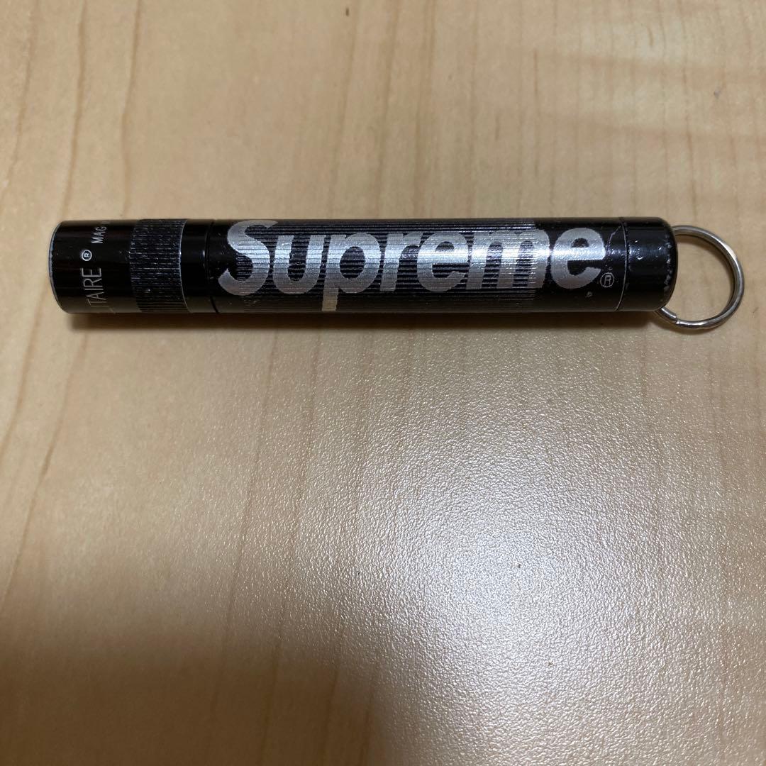 希少　レア　supremeミニマグライト　初期 点灯動作確認済み