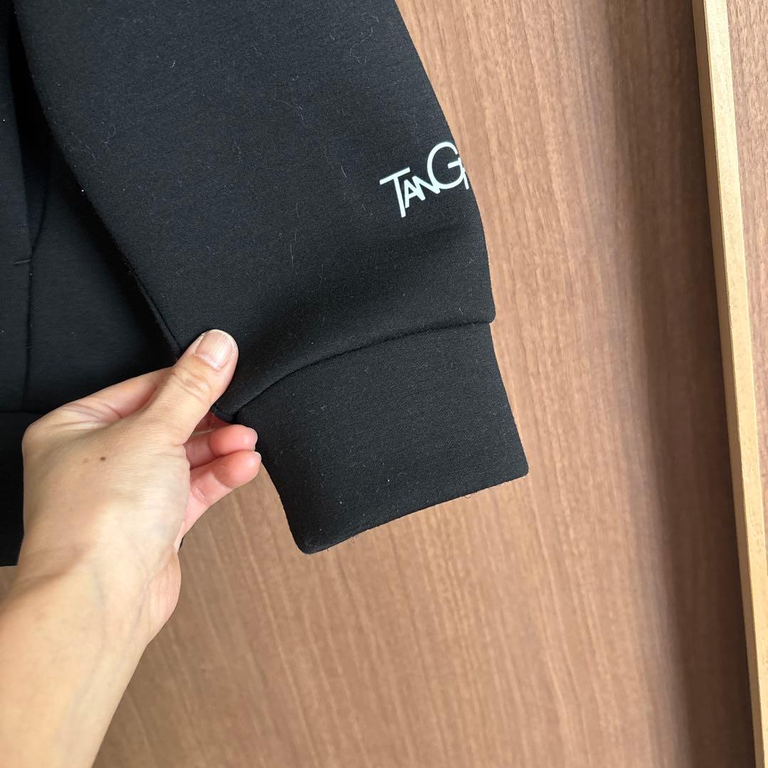 TANGRAM ブラック パーカー