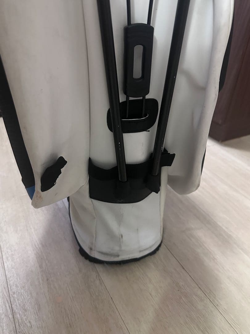 TaylorMade SIM2 キャディバッグ ホワイト/ブラック/ブルー