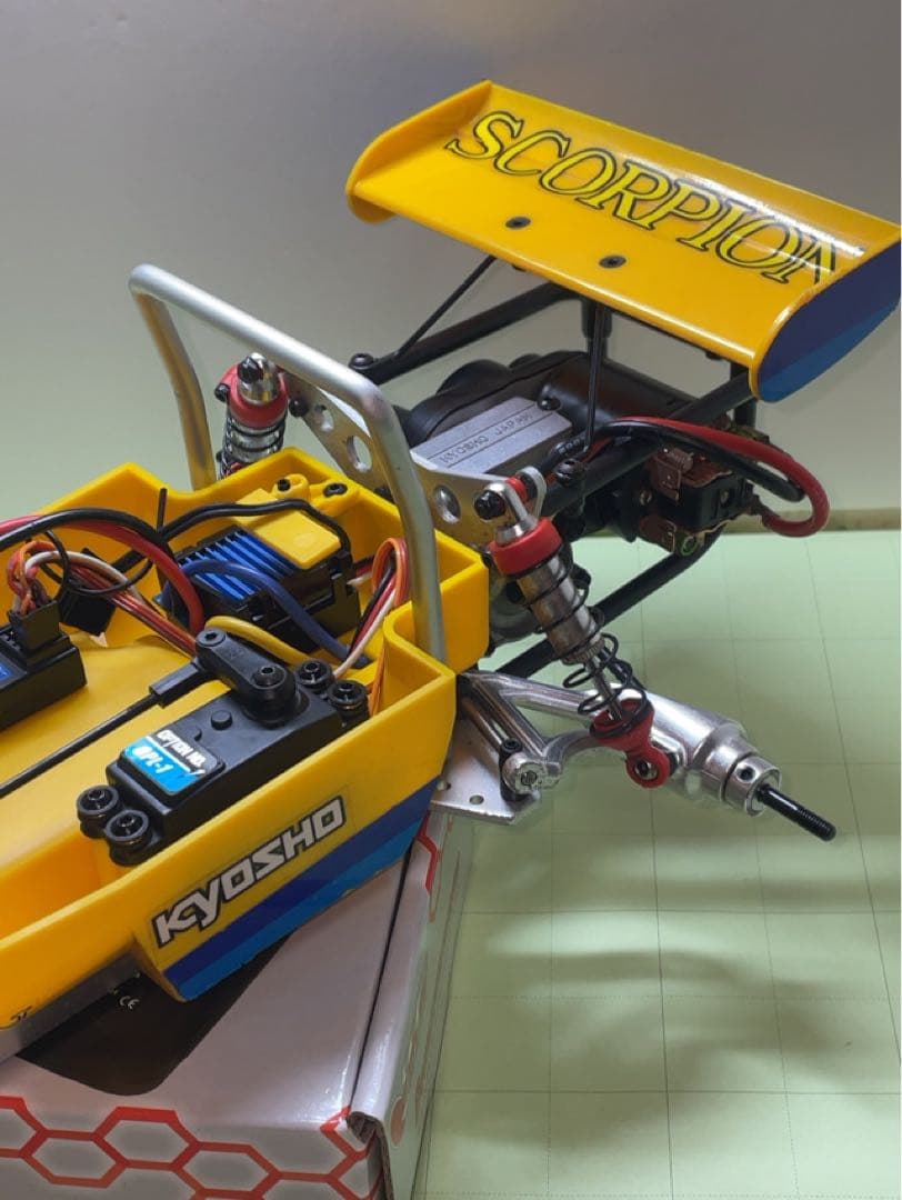 京商スコーピオン