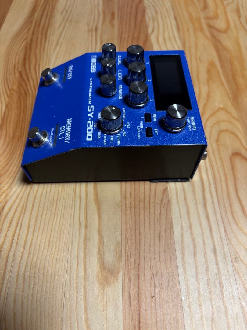 BOSS SY-200 シンセサイザーエフェクター