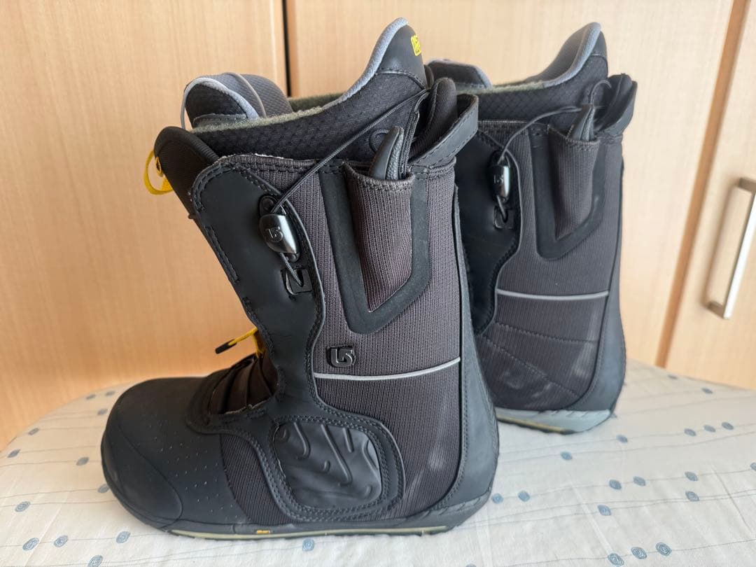 BURTON ION アジアンフィット PIRELLI 27.0cm 軽量 美品