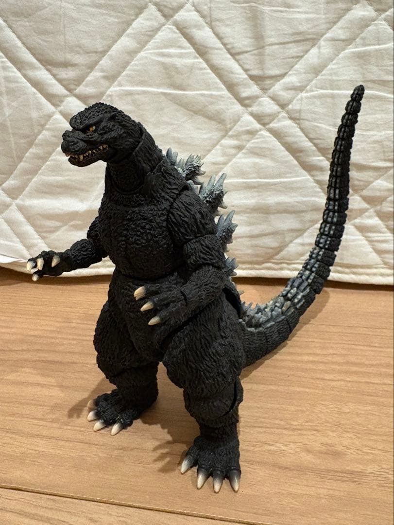 S.H.MonsterArts ゴジラ
