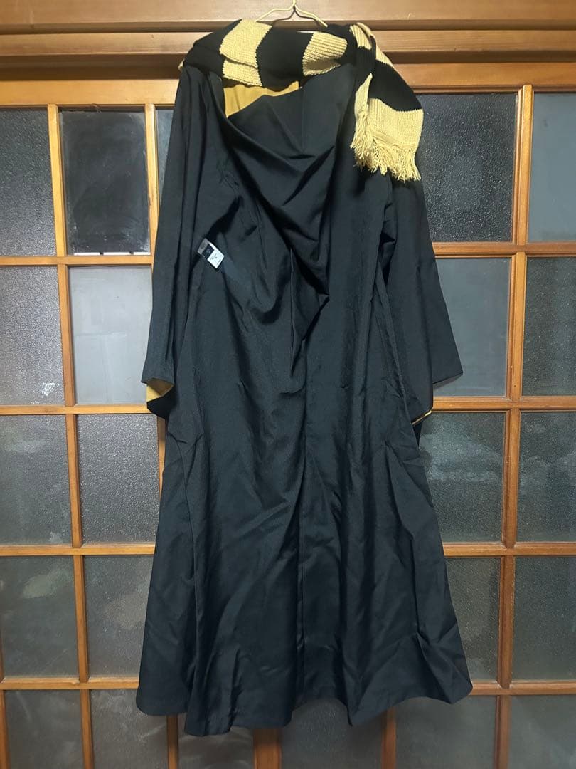 ハリー・ポッター ハッフルパフ ローブ マフラーセット