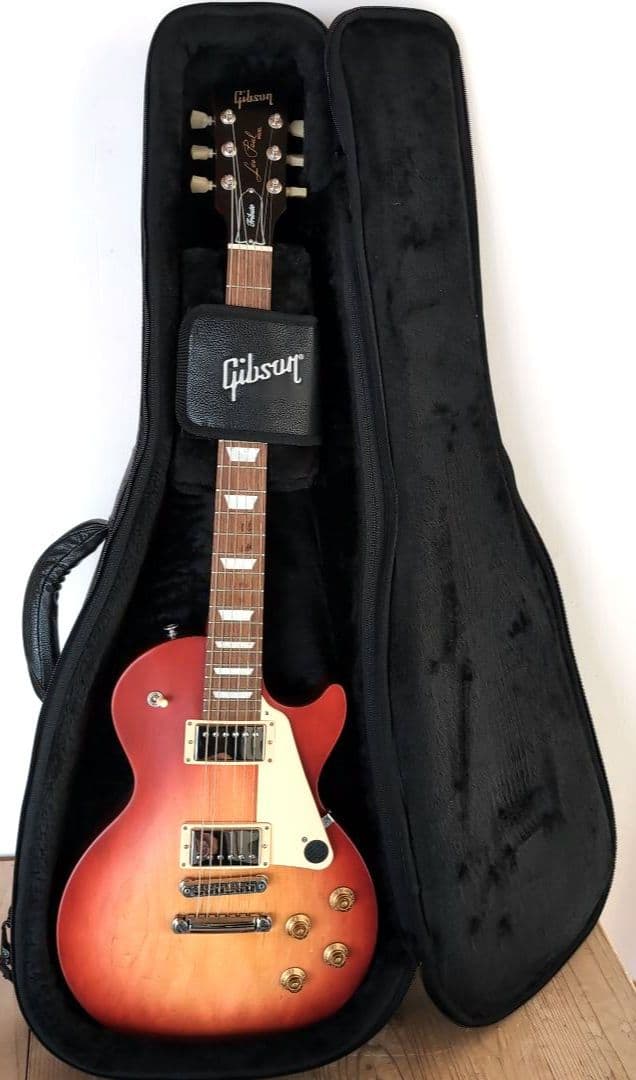 ギター Gibson Les Paul Tribute Satin Cherry Sun